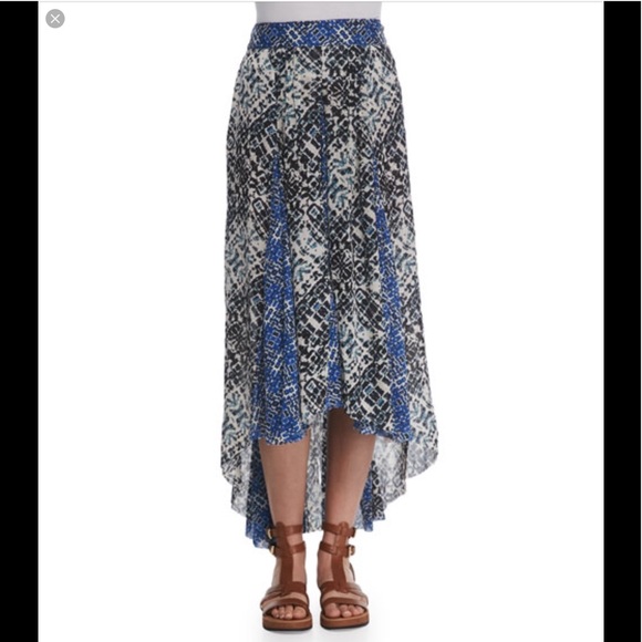 Free People Dresses & Skirts - Free People patterned maxi skirt medium ❤️❤️❤️❤️